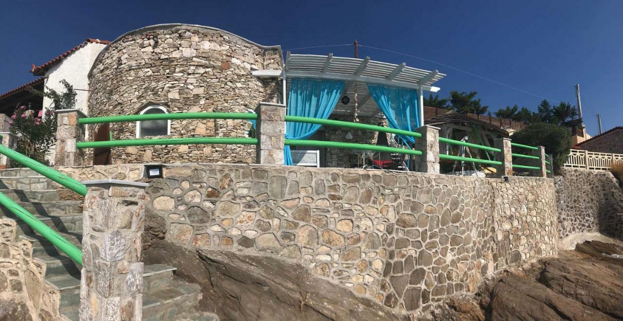 Guest House Gabriela Keratea Exterior foto